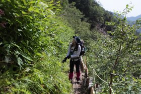 胸突八丁の登山中 1