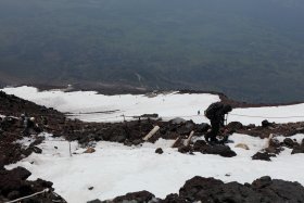 登山道を振り返って