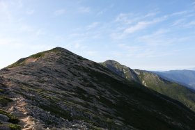 横通岳と常念岳