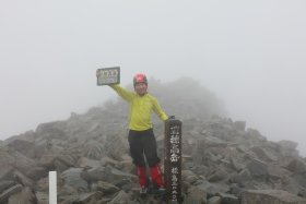 前穂高岳山頂にて