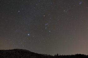 縞枯山とオリオン座