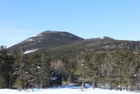 茶臼山と縞枯山