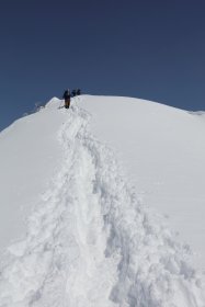 山頂へ