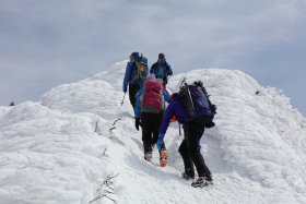 山頂へ