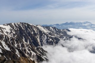 湧き上がる雲