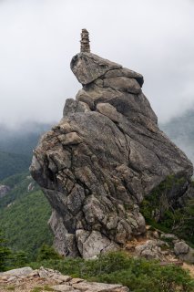 金峰山小屋の岩