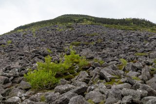岩山