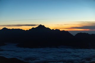 剱岳と立山のシルエット